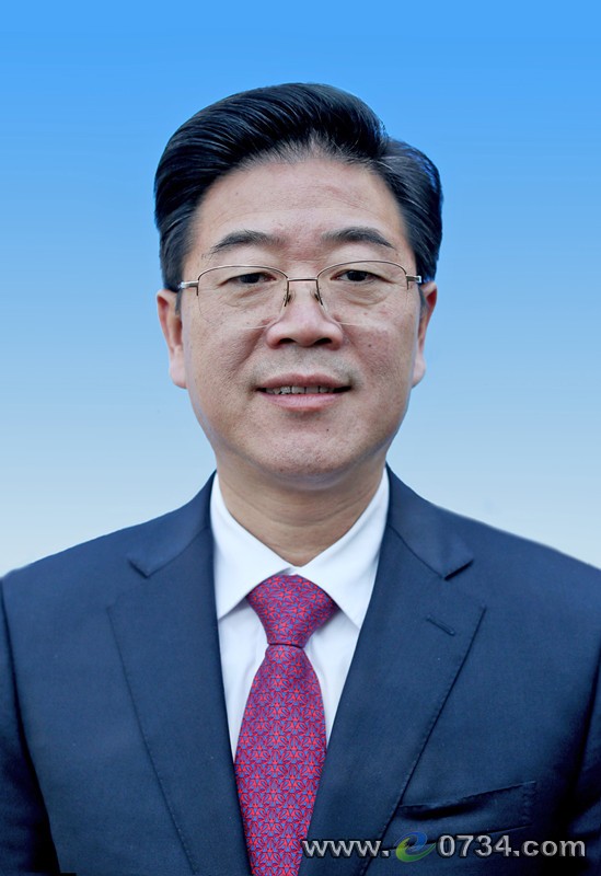三次会议第二次全体大会上,李亿龙当选衡阳市人大常委会主任,谢宏治