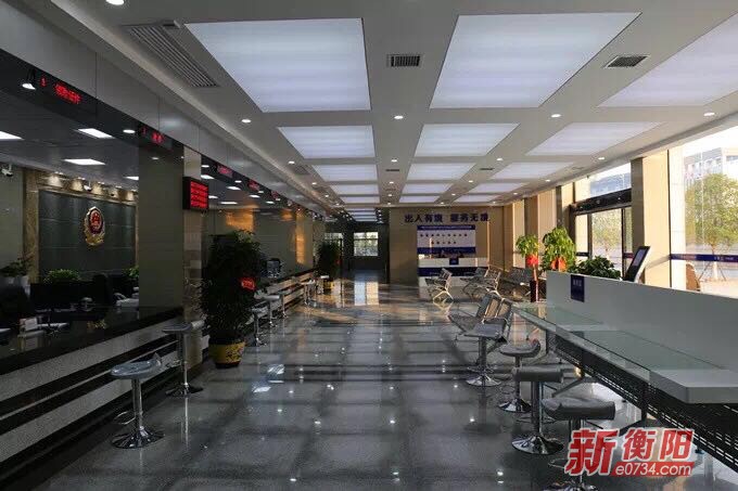 人口与出入境接待大厅办理什么的_出入境大厅